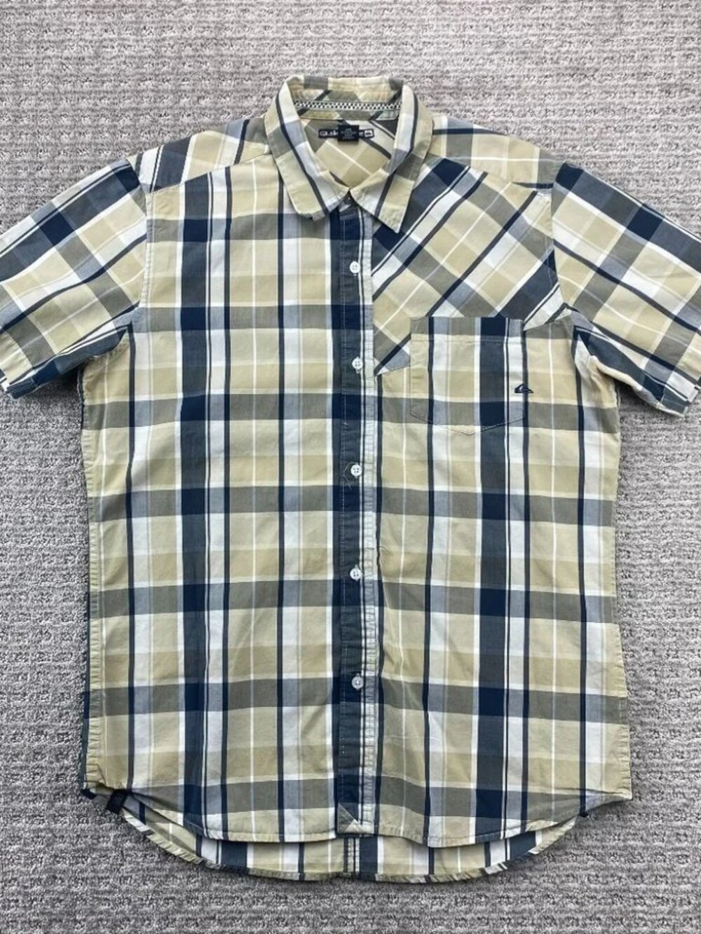 QUIKSILVER Shirt Men Medium M Beige Blue White Plaid Button Up Surf Surfing